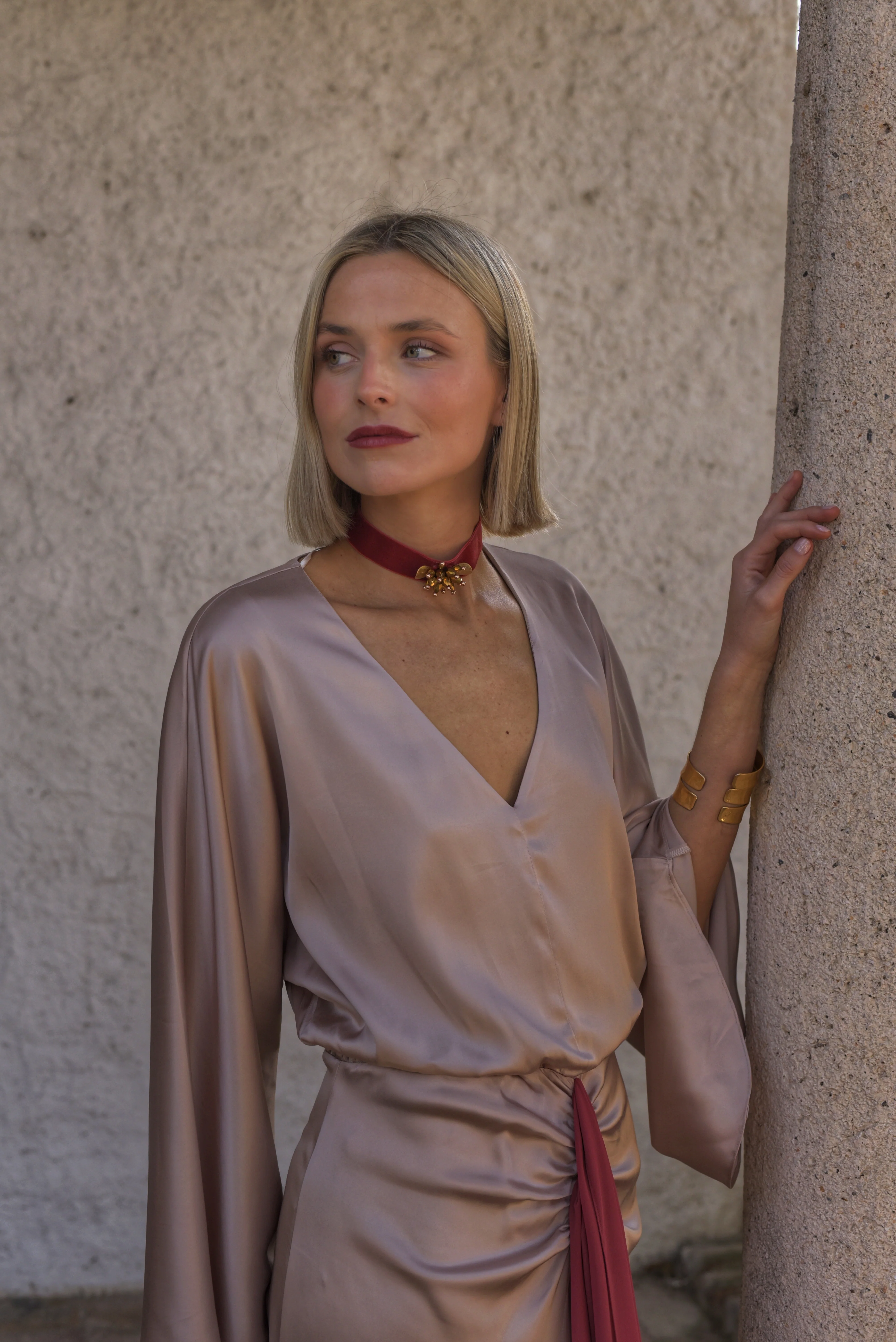 Vestido Lady Tarántula beis - Image 5