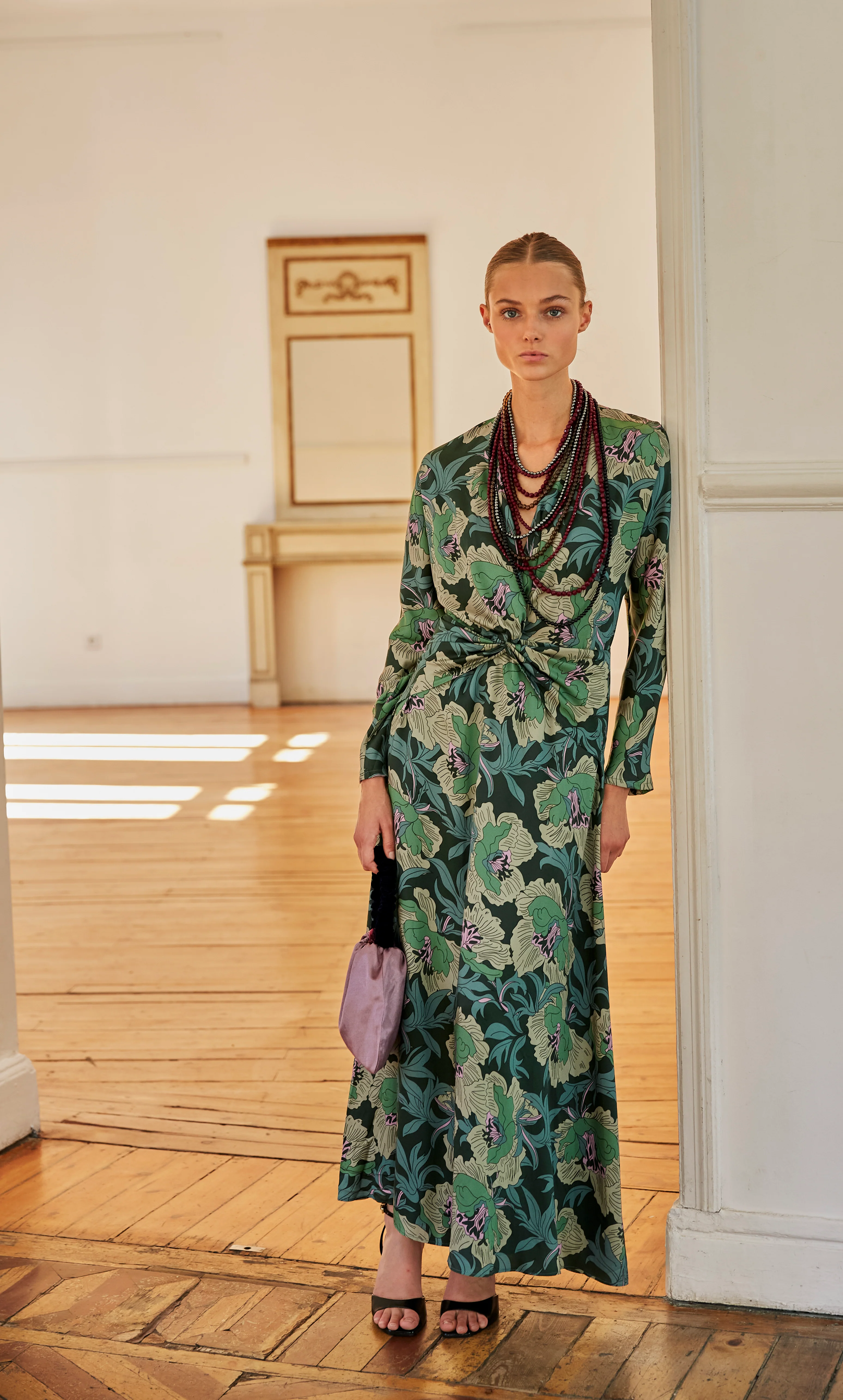 Vestido Secuoya flores - Image 4